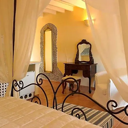 Of The Gods Cave Otel